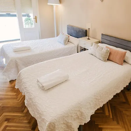 Piso Plaza Mayor Humedo Con Parking Incluido 아파트 레온