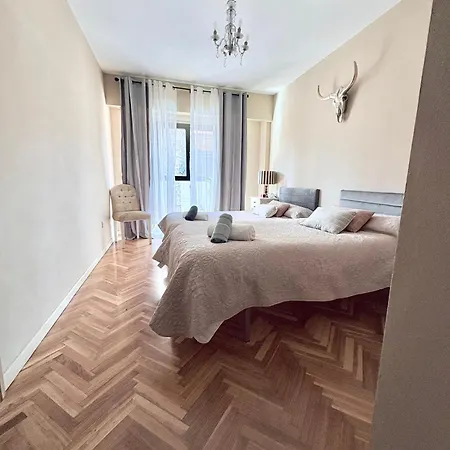 Apartment Cano Badillo 7 By Aroom Vut- Le- 919