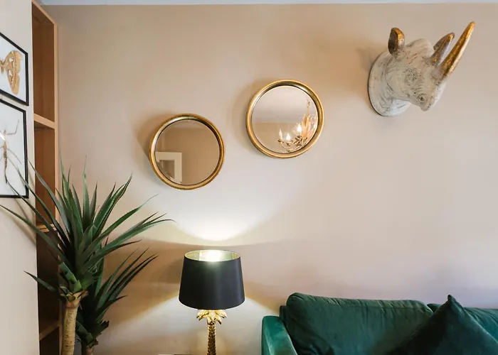 Piso Plaza Mayor Humedo Con Parking Incluido