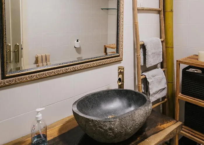 Piso Plaza Mayor Humedo Con Parking Incluido شقة ليون